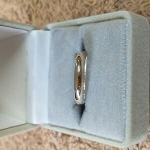 5 1/2 - Wedding band 14k white gold